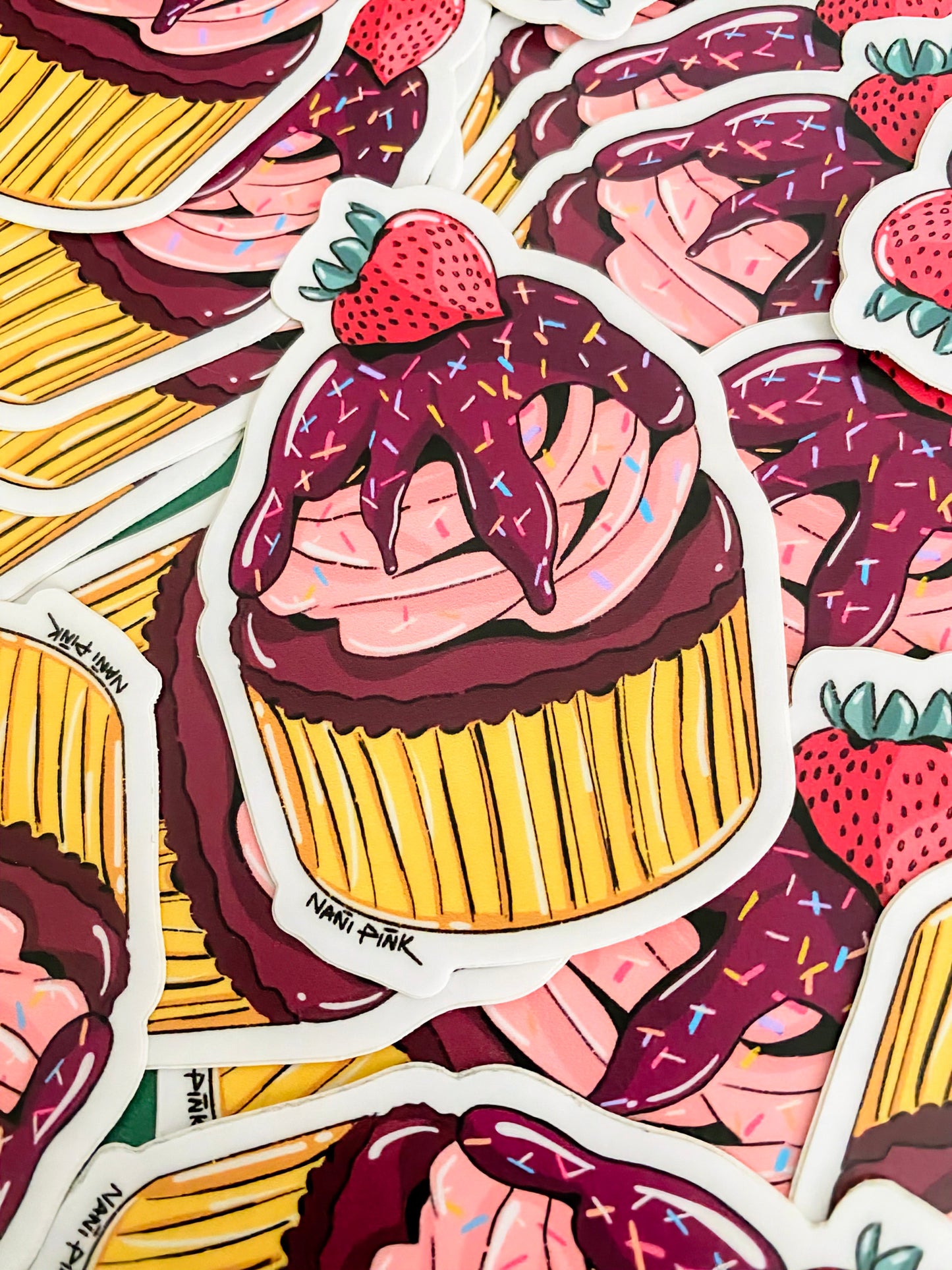 CHOCOLATE CUPCAKE STICKER